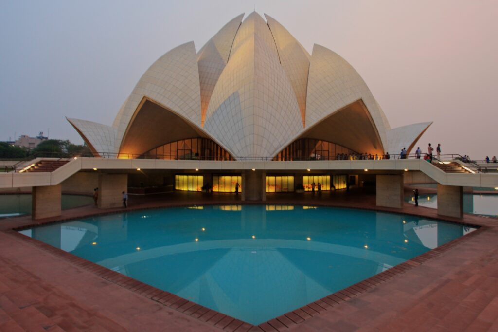 Famous place in delhi -Lotus temple