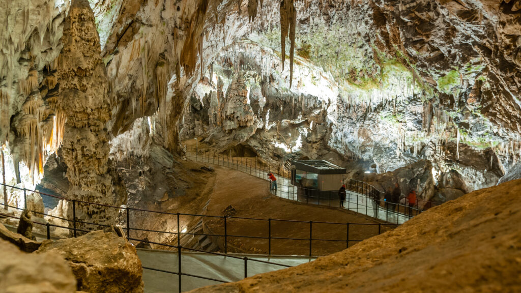 Most beautiful Place in Slovenia - Postojna cave