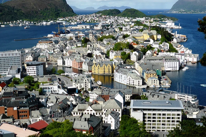 5 Beautiful Places in Norway to Visit