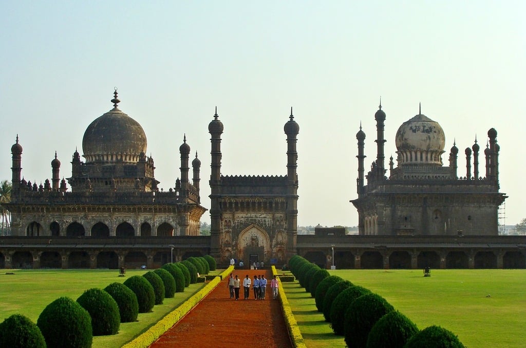 Top 7 Historical Places in India